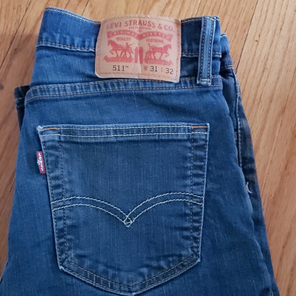 Levi Jean's